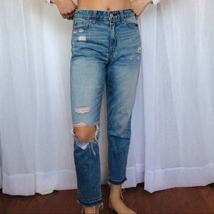 Abercrombie girlfriend jeans